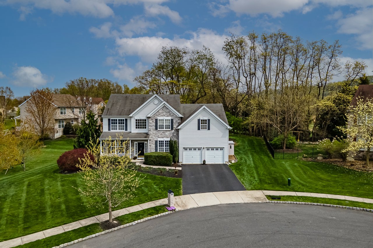4970 Hycliff Chase