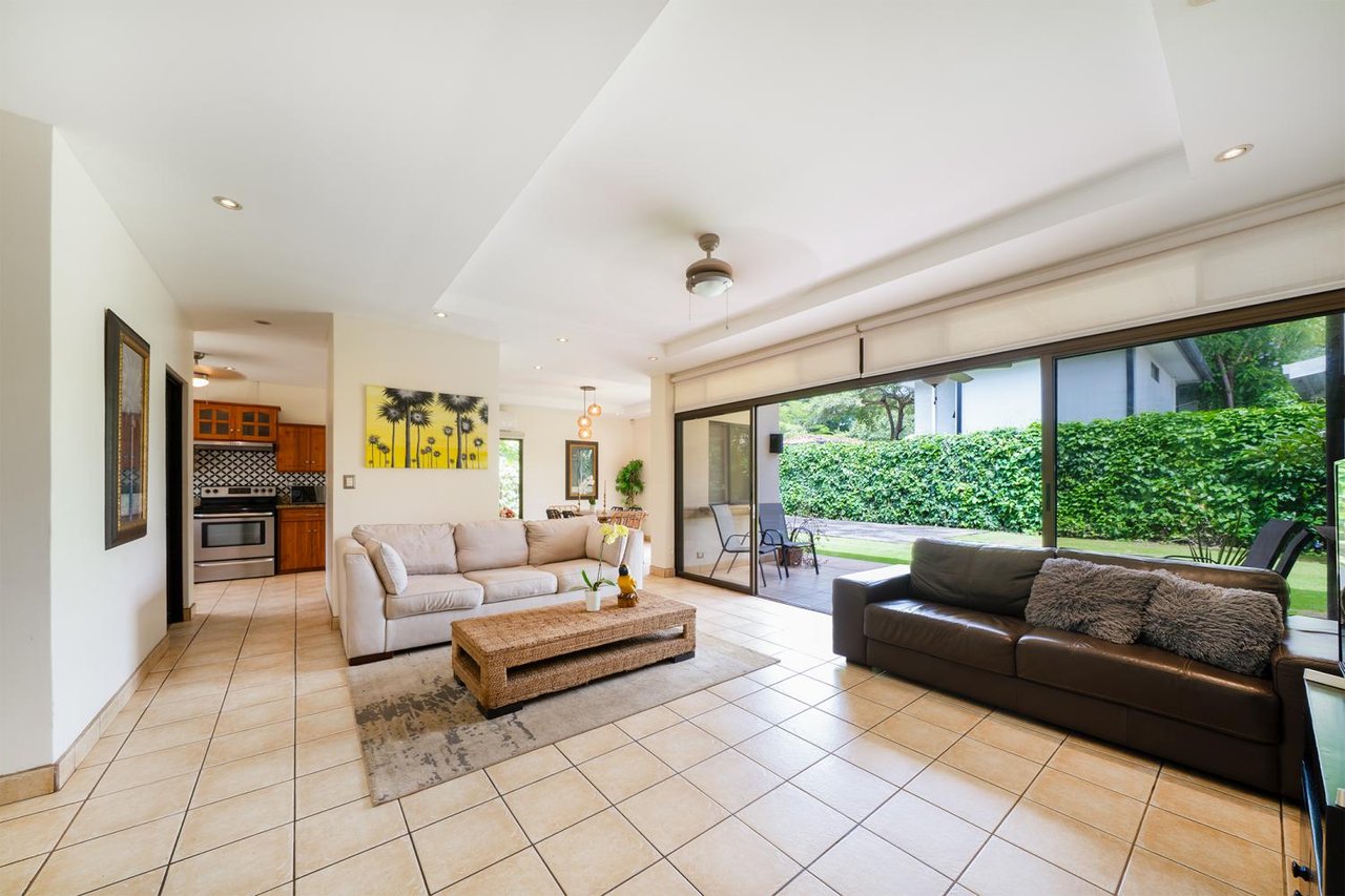 Casa Cali | Modern 3-Bedroom Turnkey Home in Pacific Residences – Minutes from Tamarindo Beach