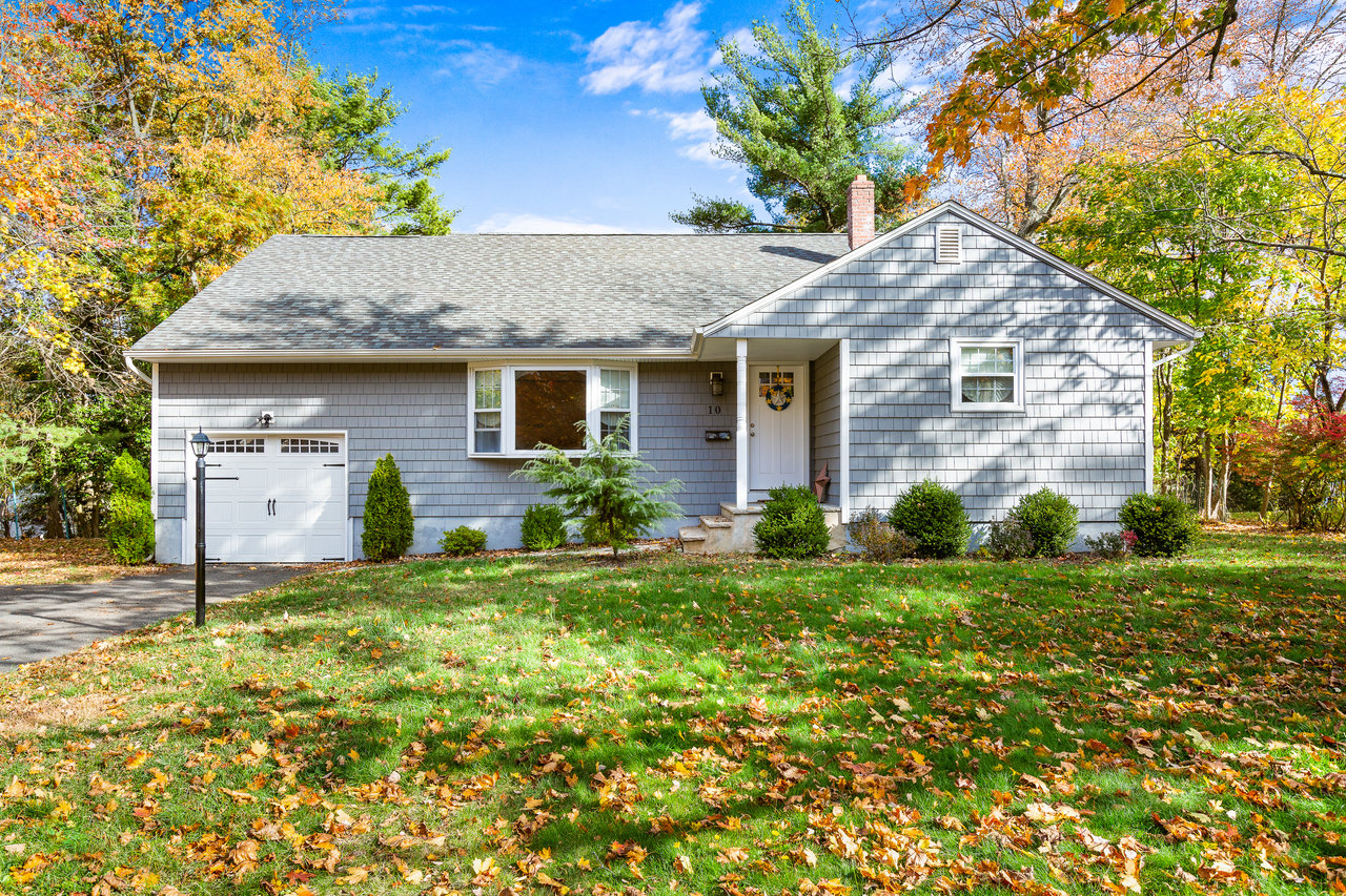 10 Chestnut Ridge Road