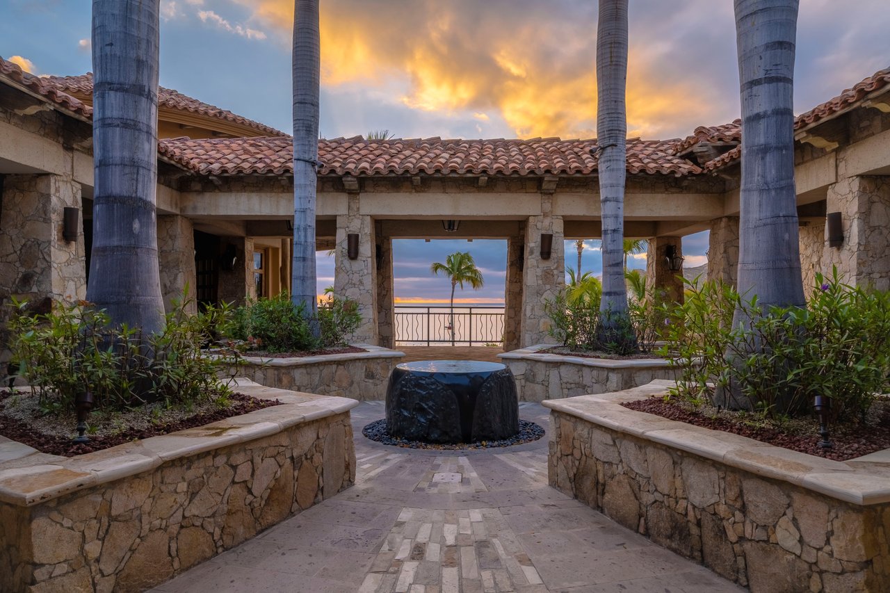 Hacienda Beach Club