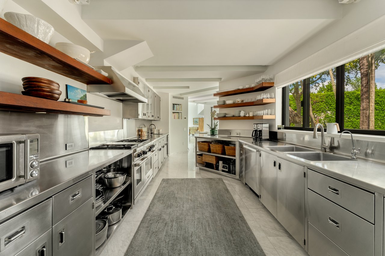 One of America’s Most Iconic Waterfront Estates