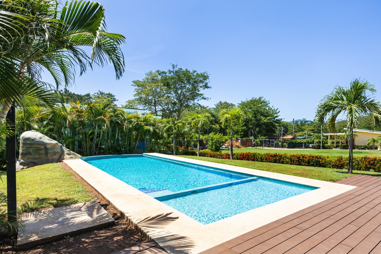 Laurel Condo Unit #20 | Affordable 2-Bedroom Condo in Gated Community near Playa Potrero