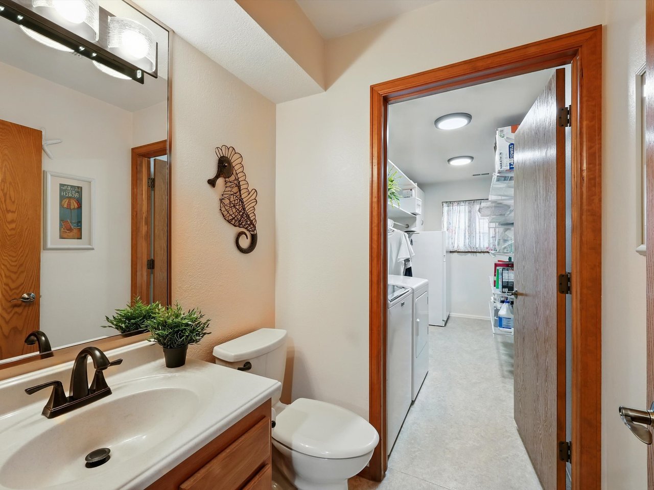 440 Torrey Pines Way