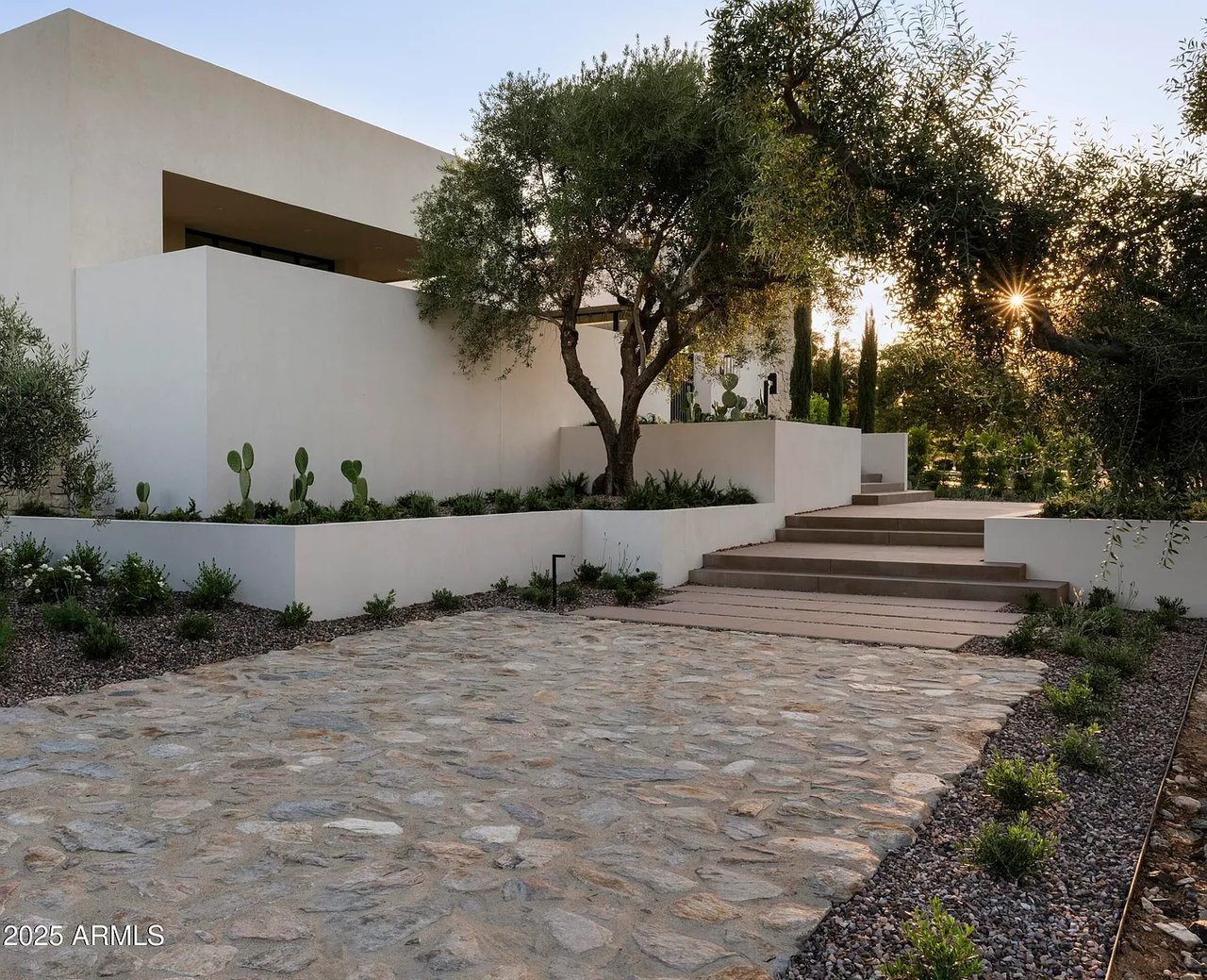 4510 E Maderos Del Cuenta Drive