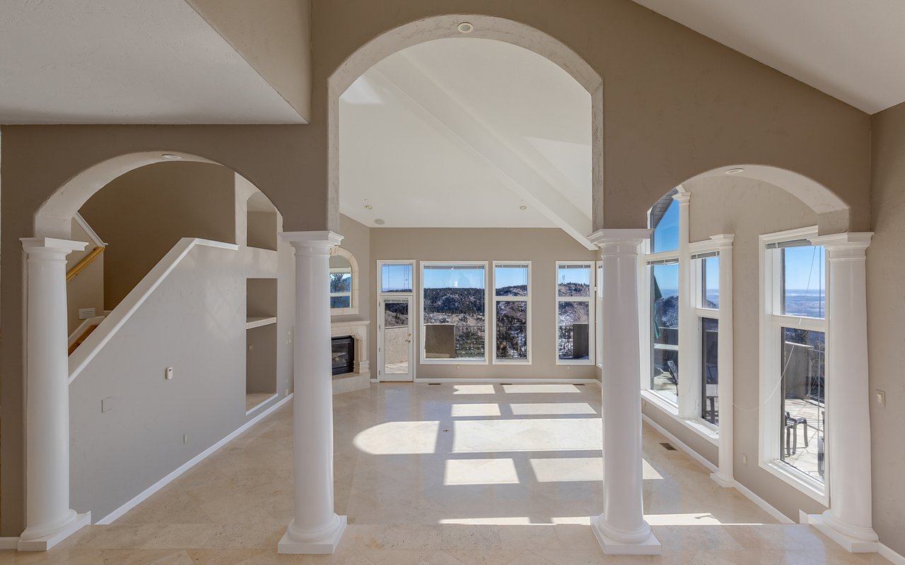 7400 Sunshine Canyon Drive