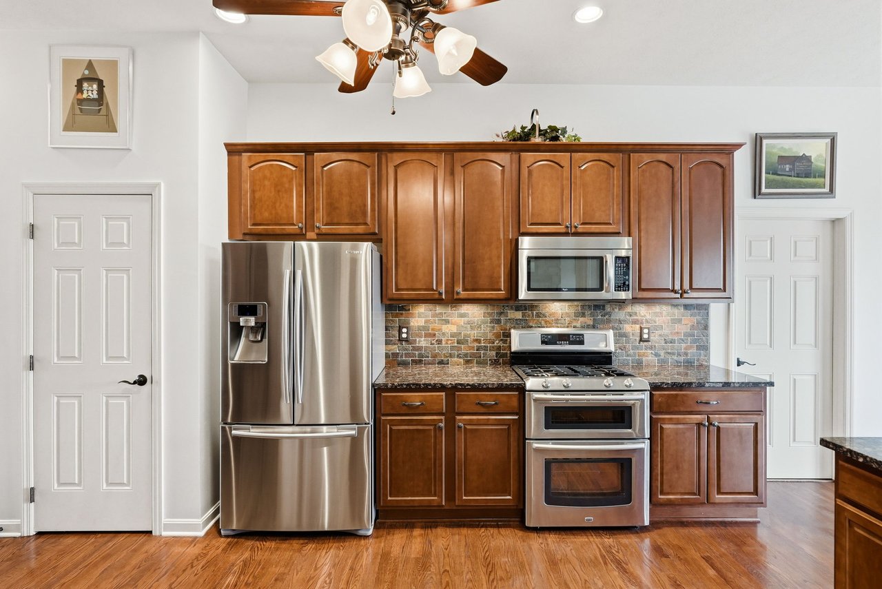 EXCLUSIVE LISTING  -  1234 Newbury Highland