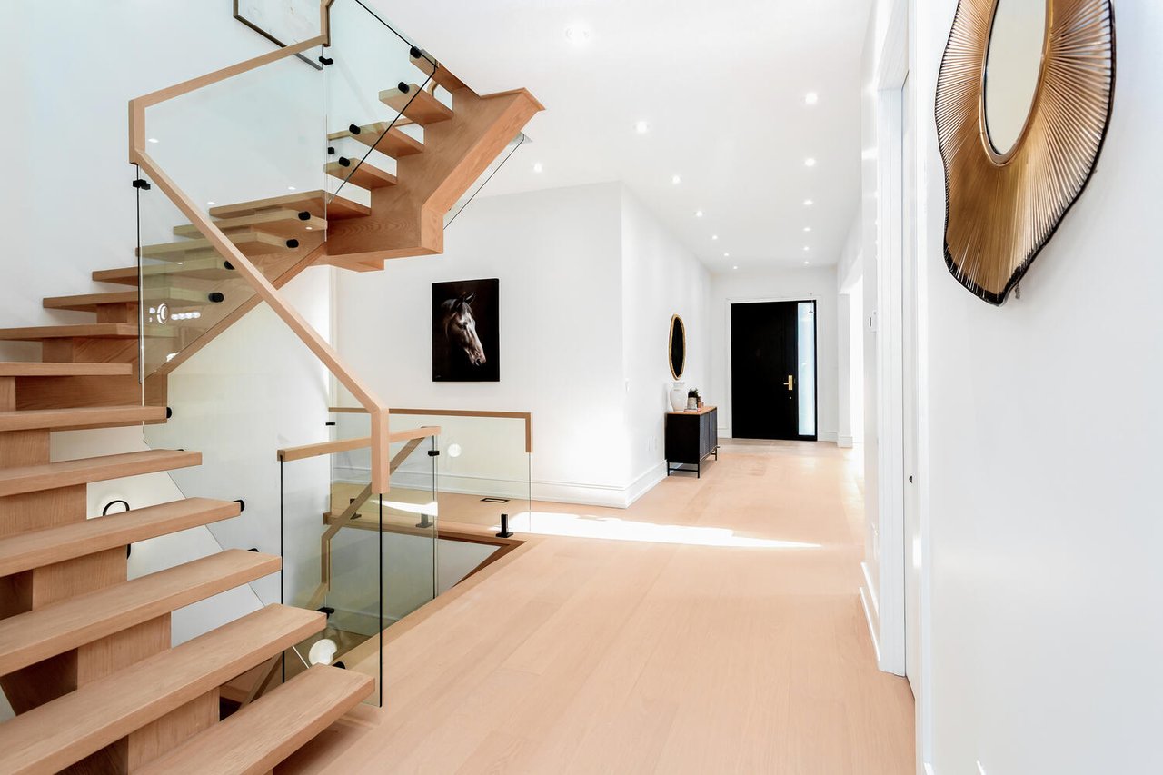 365 Jumna Ave, Mineola East