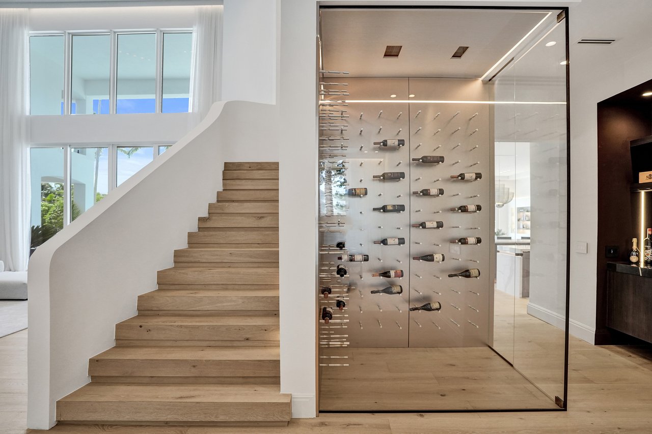 30  S Compass Dr