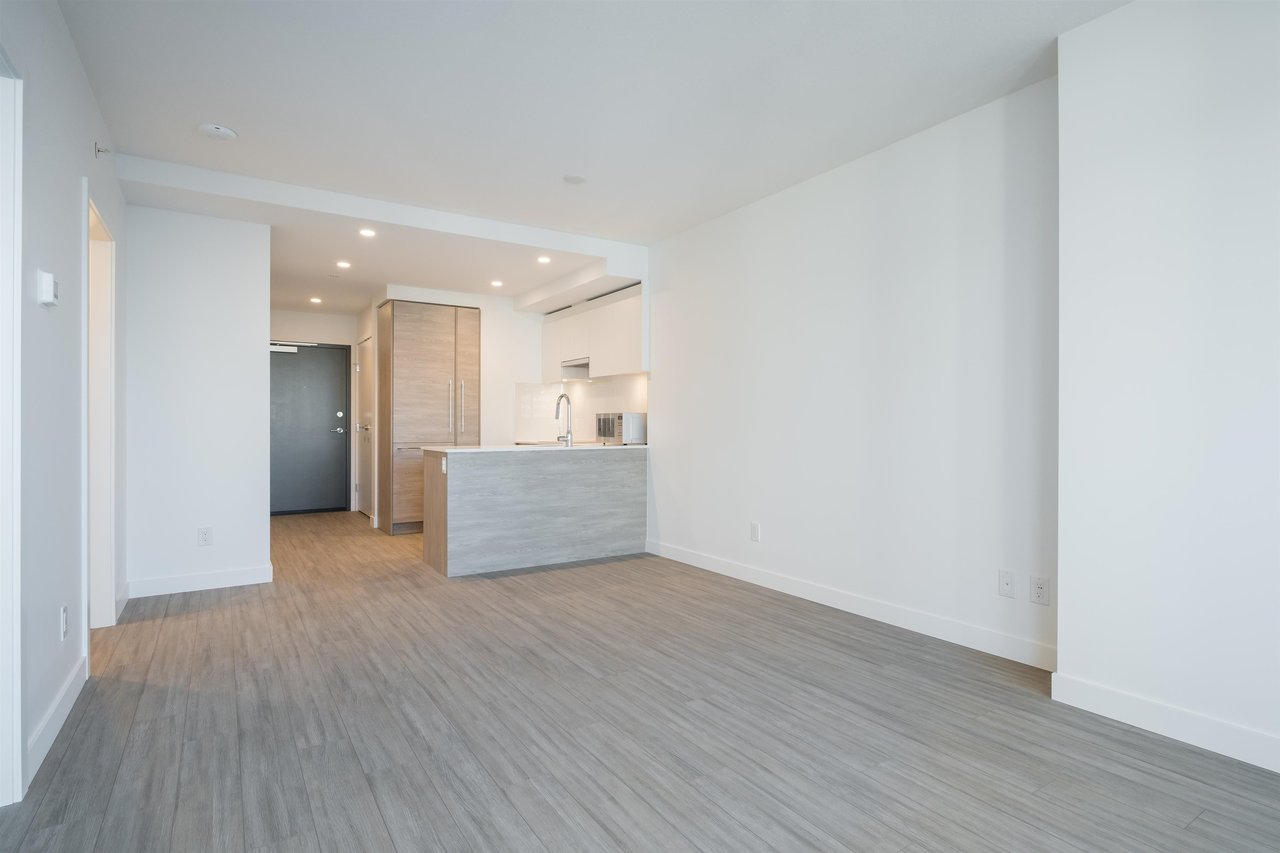 13615 Fraser Hwy, #2308
