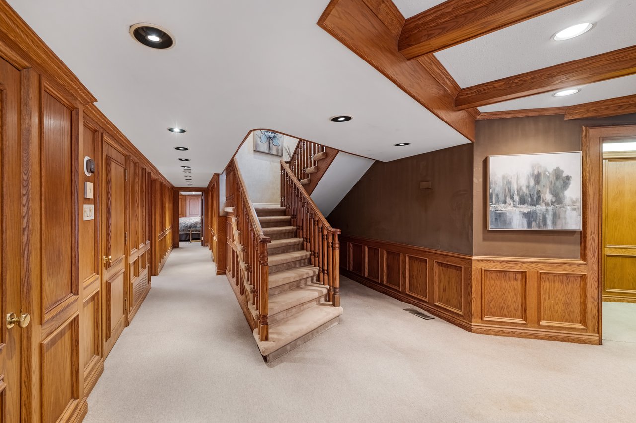 1000 Mississauga Heights Dr