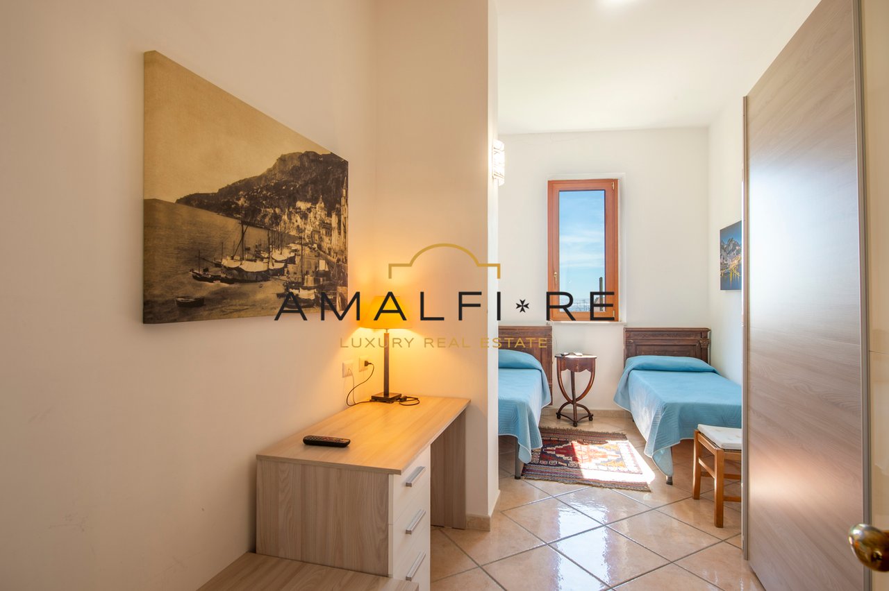 Panoramic Penthouse Amalfi Center