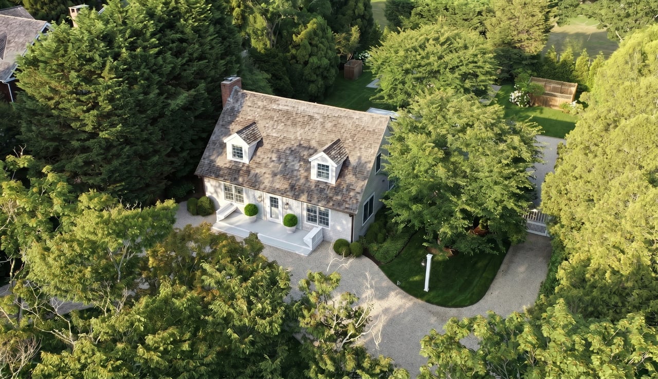 48 Captains Neck Lane