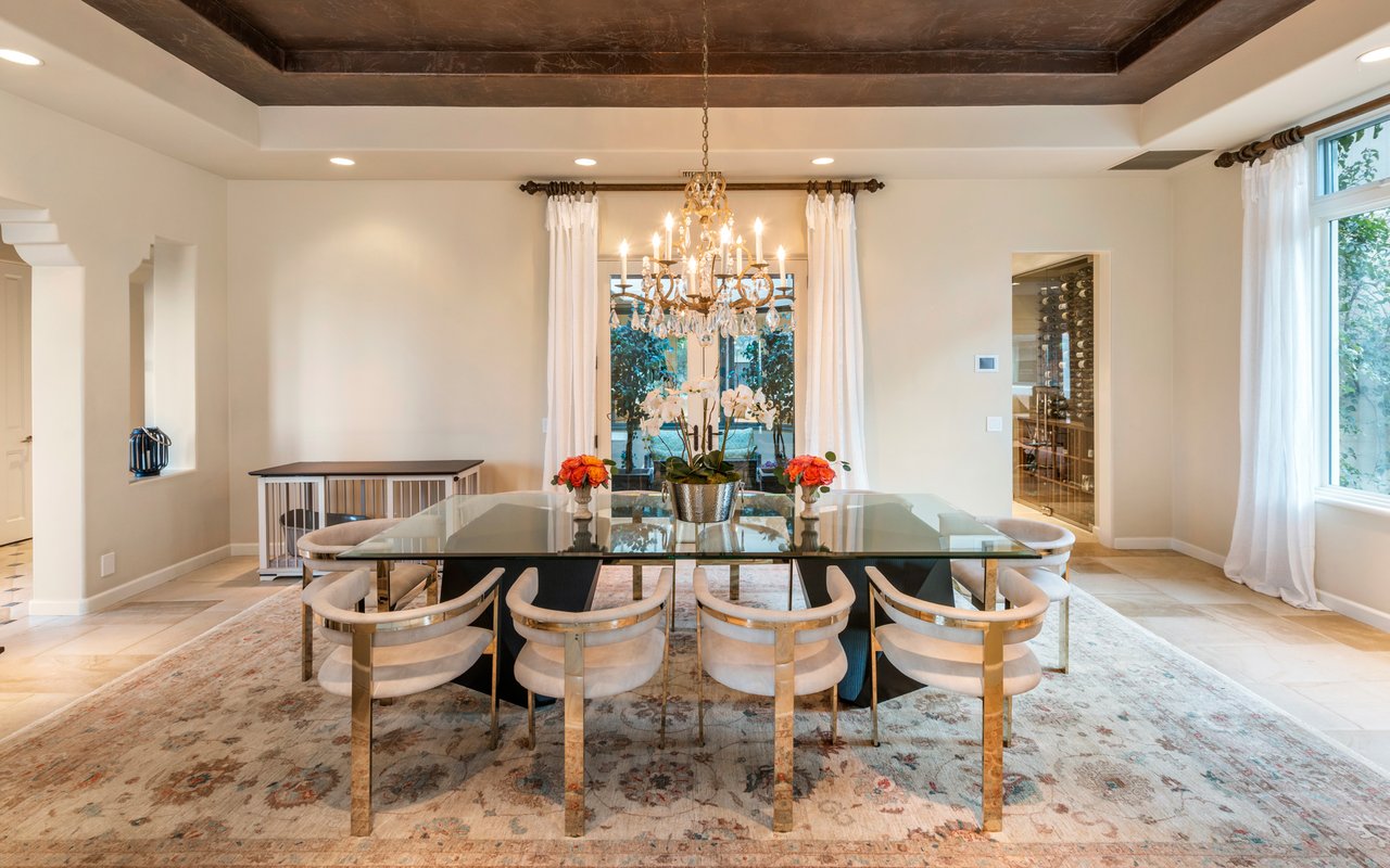16405 Mulholland Drive