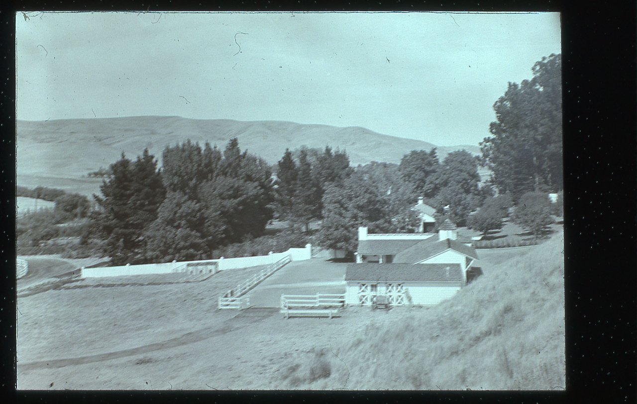 Lamorinda ~ In Time: The Story of Hacienda de las Flores