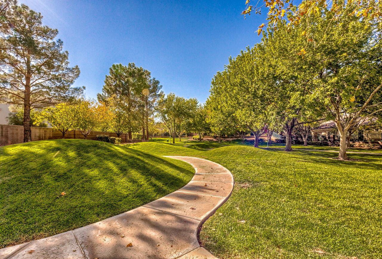 Eagle Hills 