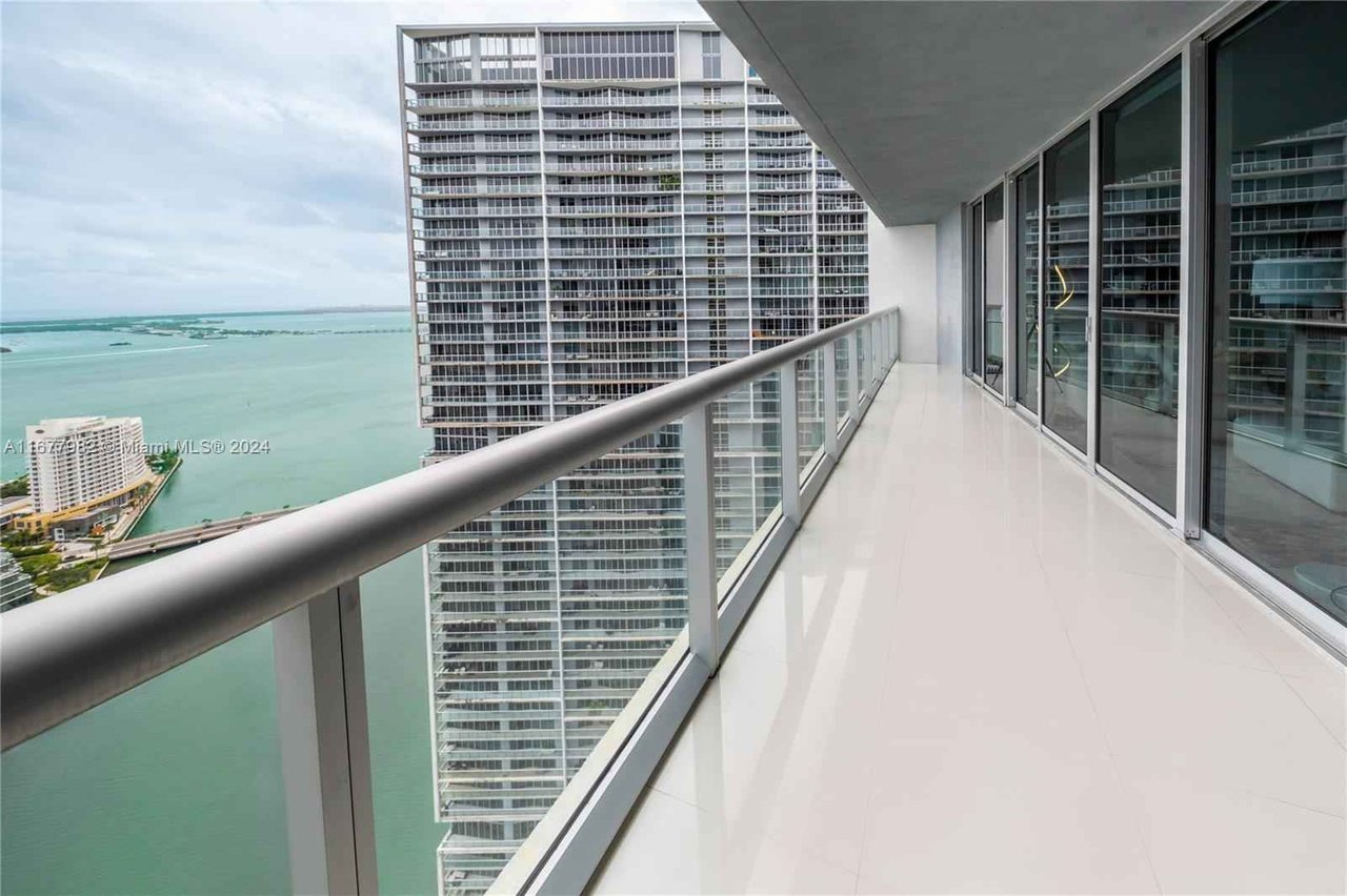 465 Brickell Ave Unit 4705