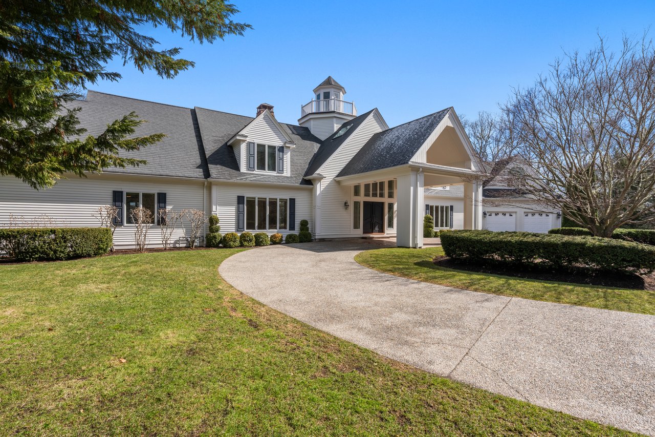 Breathtaking views over West Bay and Eel River