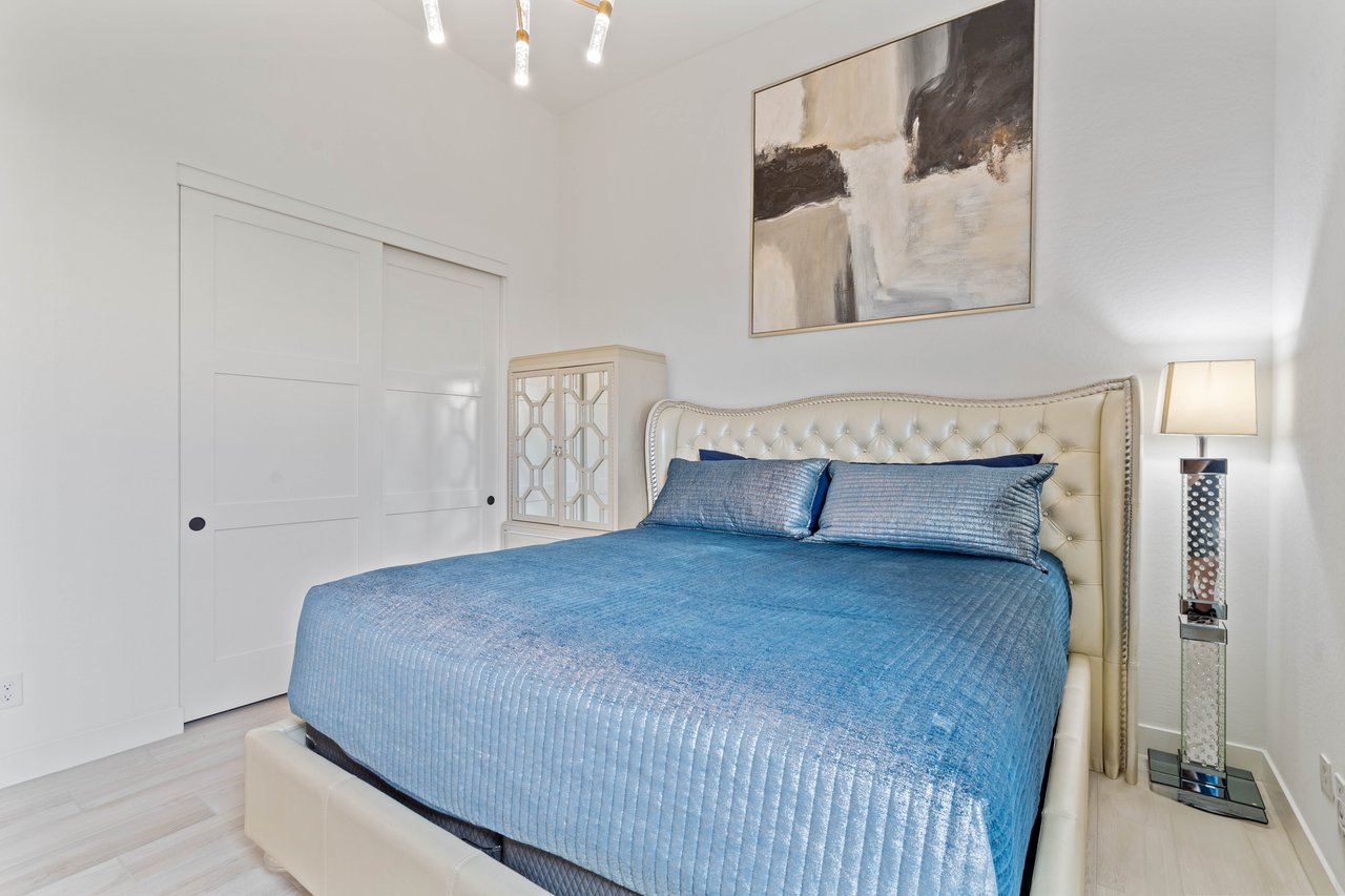 17237 E DESERT VISTA Trail