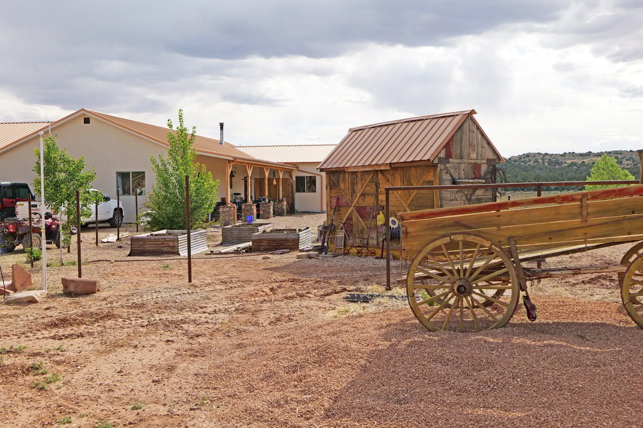 7395 N Johnson Canyon