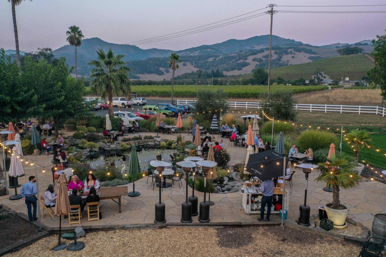 25 Best Outdoor Dining Spots in Sonoma County