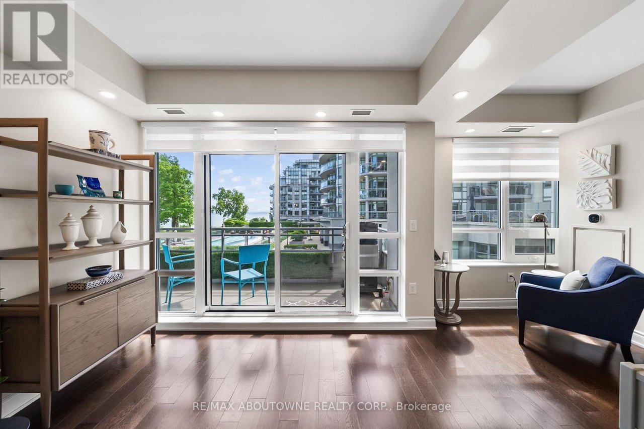 3500 Lakeshore Road W 205