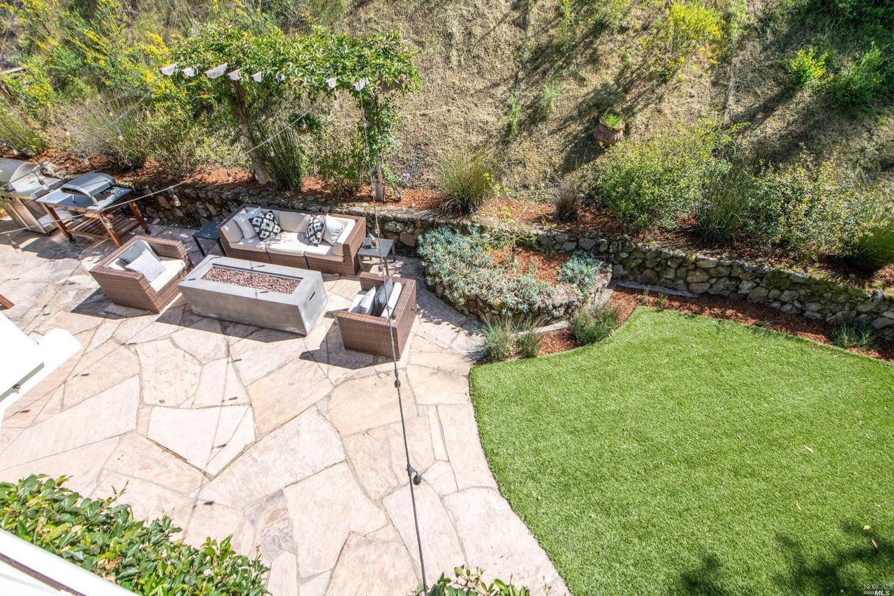 26 Madera Del Presidio Dr