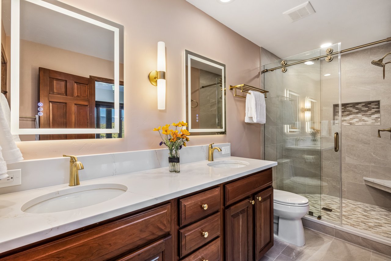 167 Saddle Ridge Loop