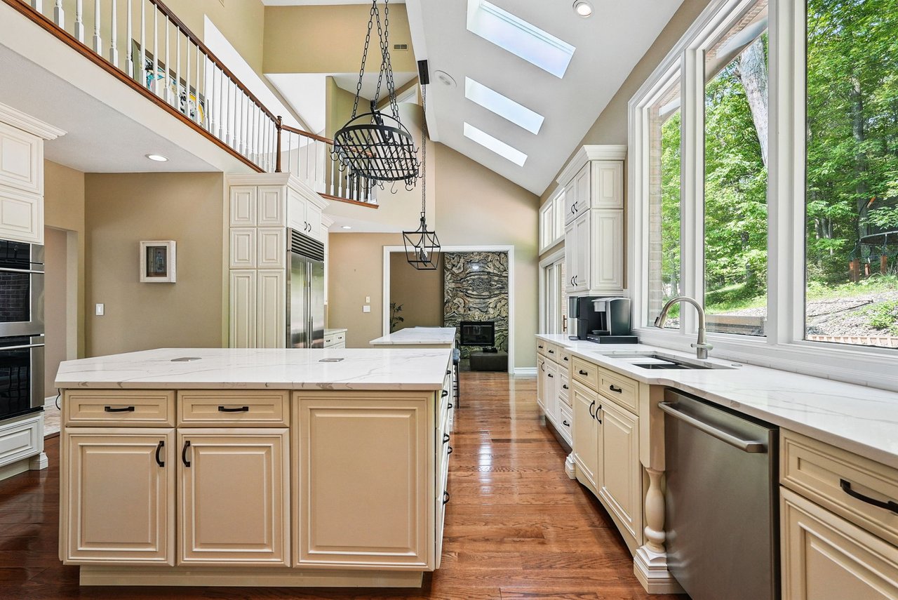 559 Normandy Ct
