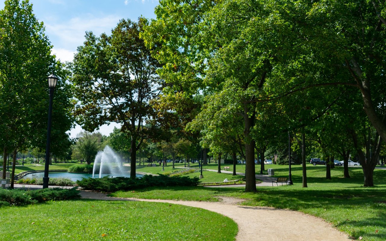 Green Oaks