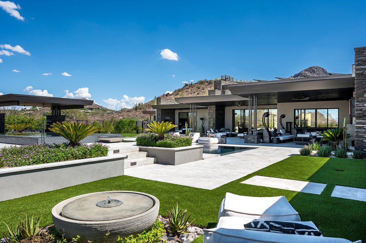 10784 E PINNACLE PEAK Road