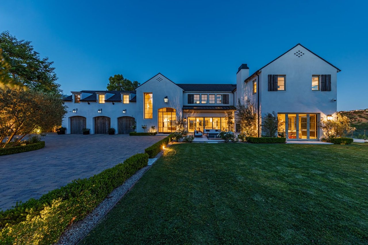 11951 Pinnacle Pl, Beverly Hills