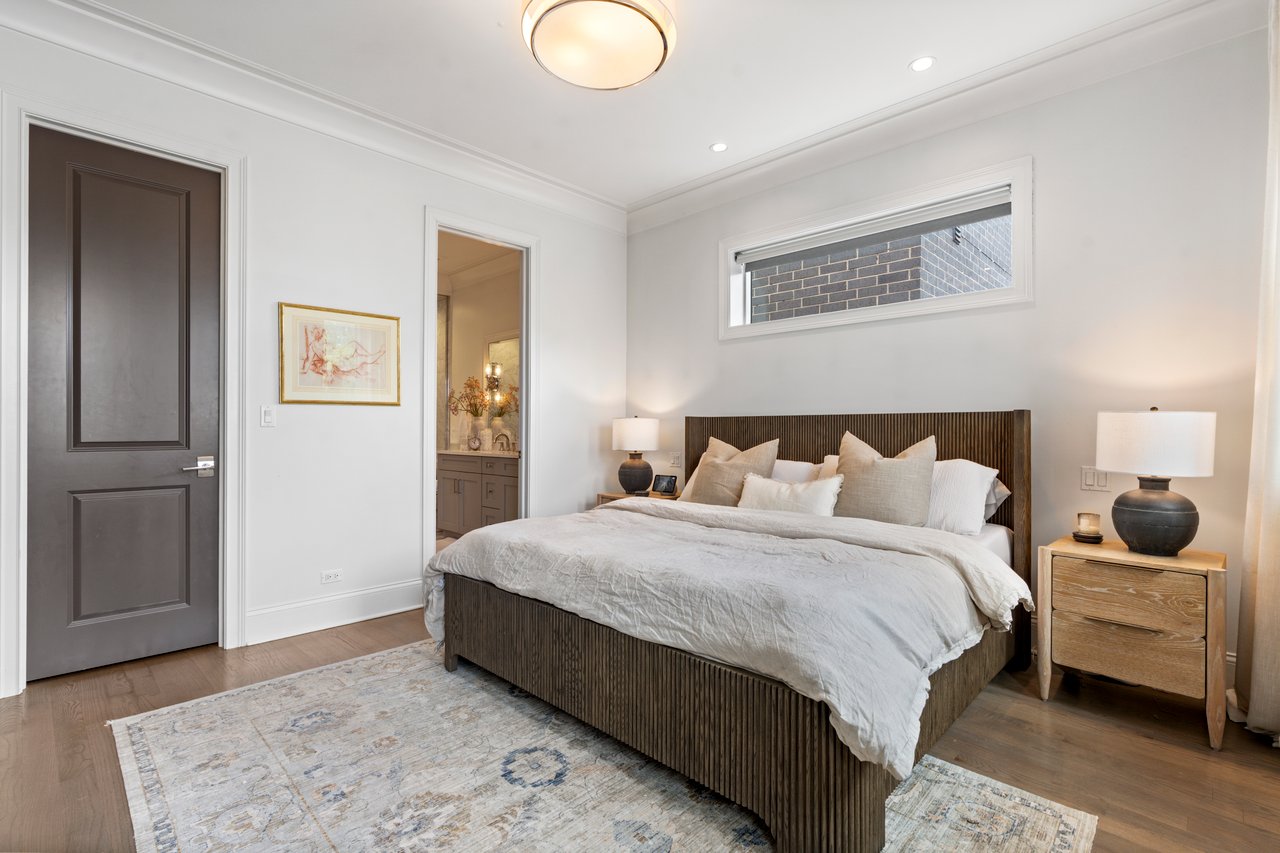 2455 N Racine Unit 3 