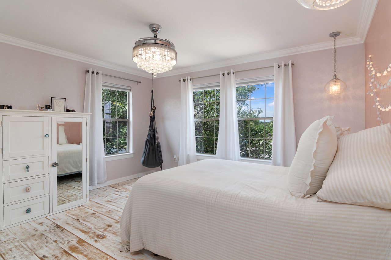 1214 Ashbury Bay