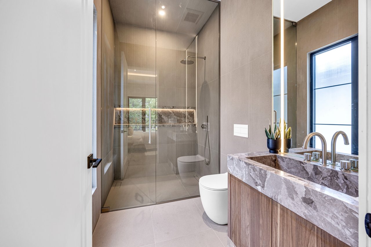 152 Third Line, Oakville