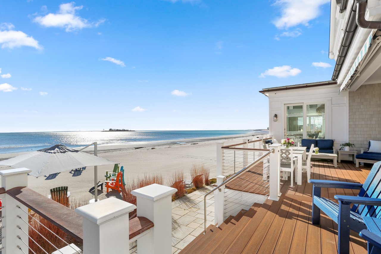 WATERFRONT LUXURY * PRIVATELY SOLD * RECORD SETTING PRICE