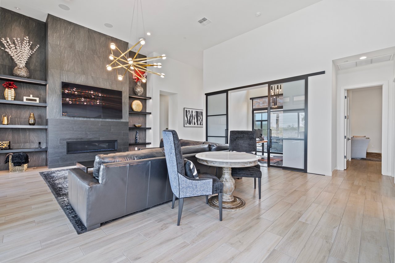 17237 E DESERT VISTA Trail