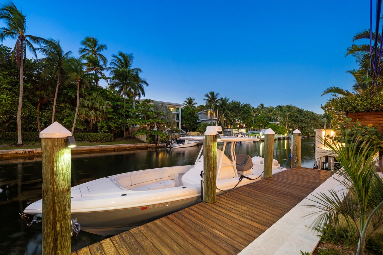 1815 Fairhaven Pl, Miami