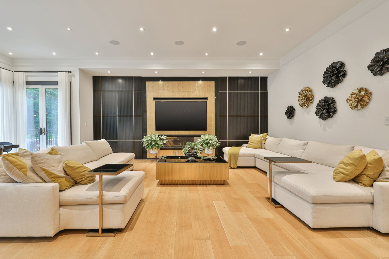 Exquisite Luxury Finishes