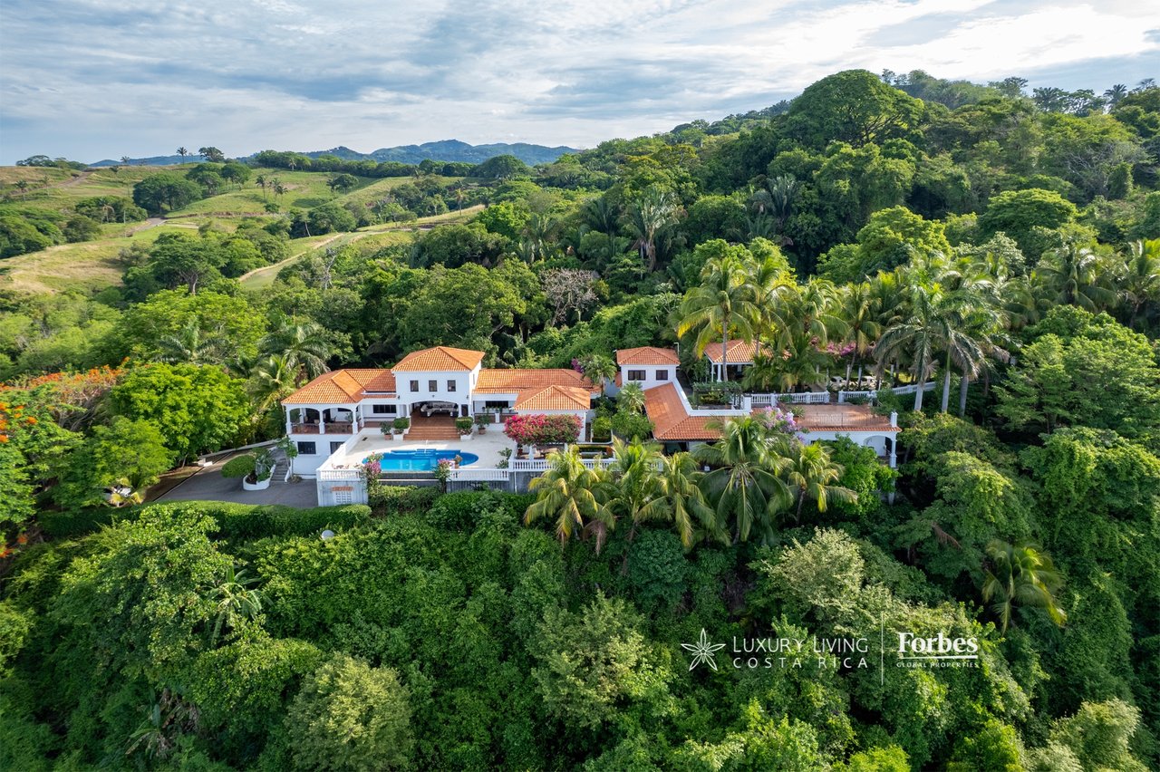 20361 - Villa Romántica | Mediterranean Mansion on 5.9 Hectares with Ocean Views