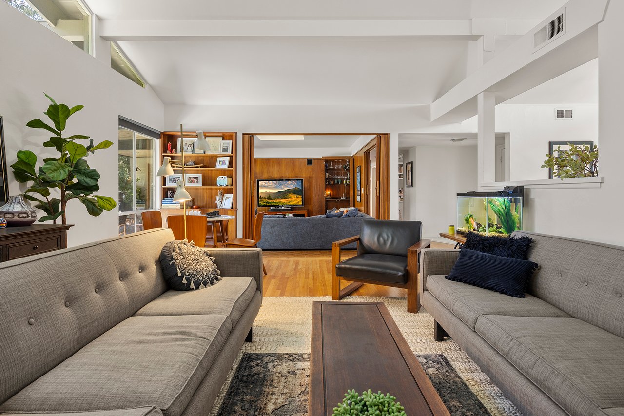 John Lyttle Midcentury Modern Home for Sale in Tustin