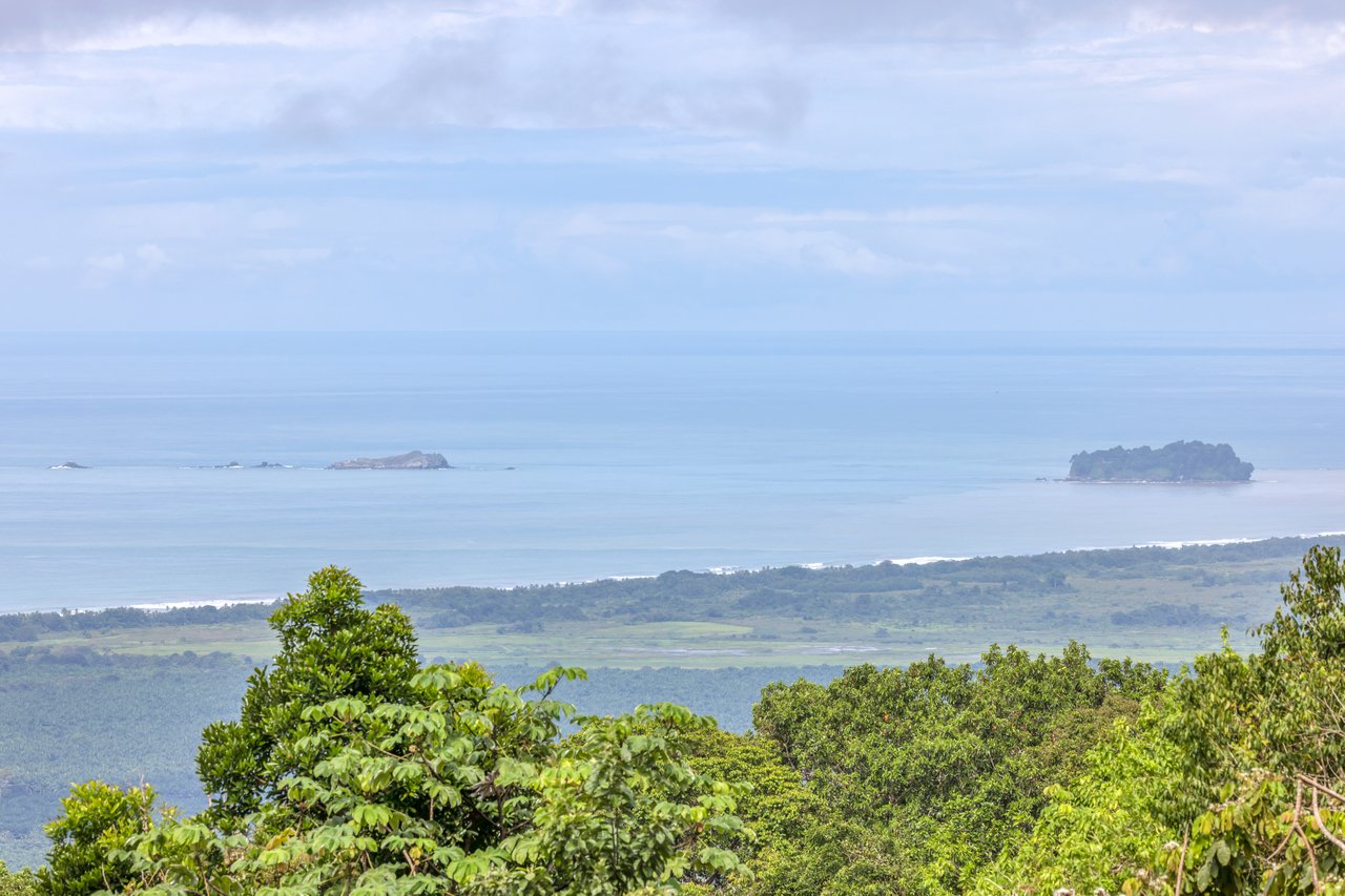 Gorgeous Ocean View 7 Acre Estate, Portalon