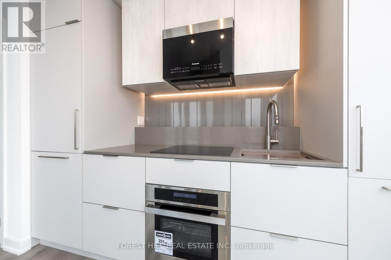 1 Fairview Rd E, #1804