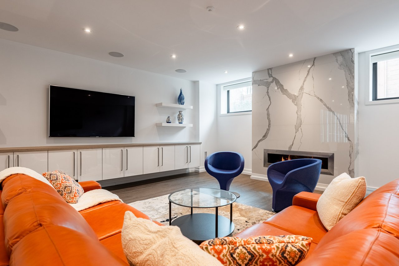 Modern & Contemporary Masterpiece