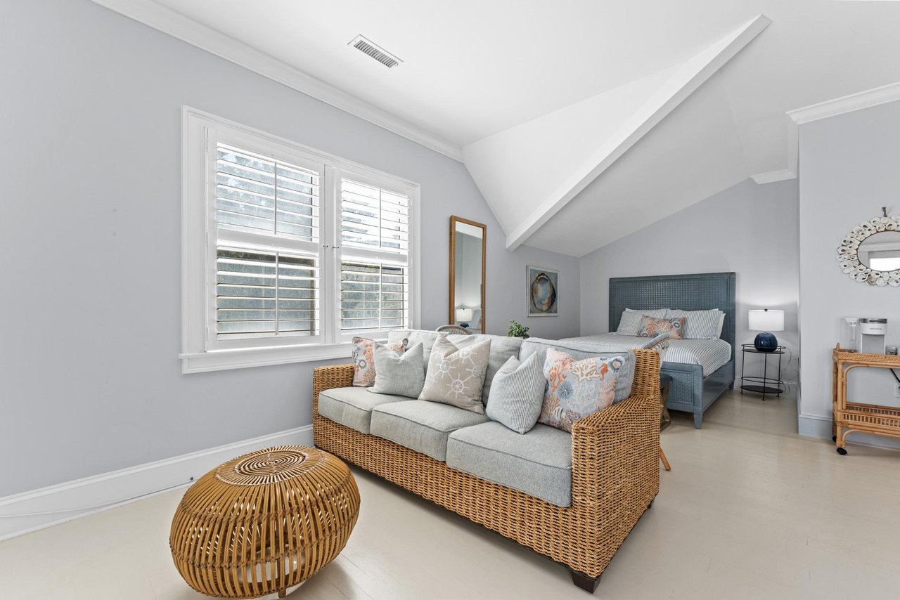 21 Keelson Row Savannah Suite (4G)