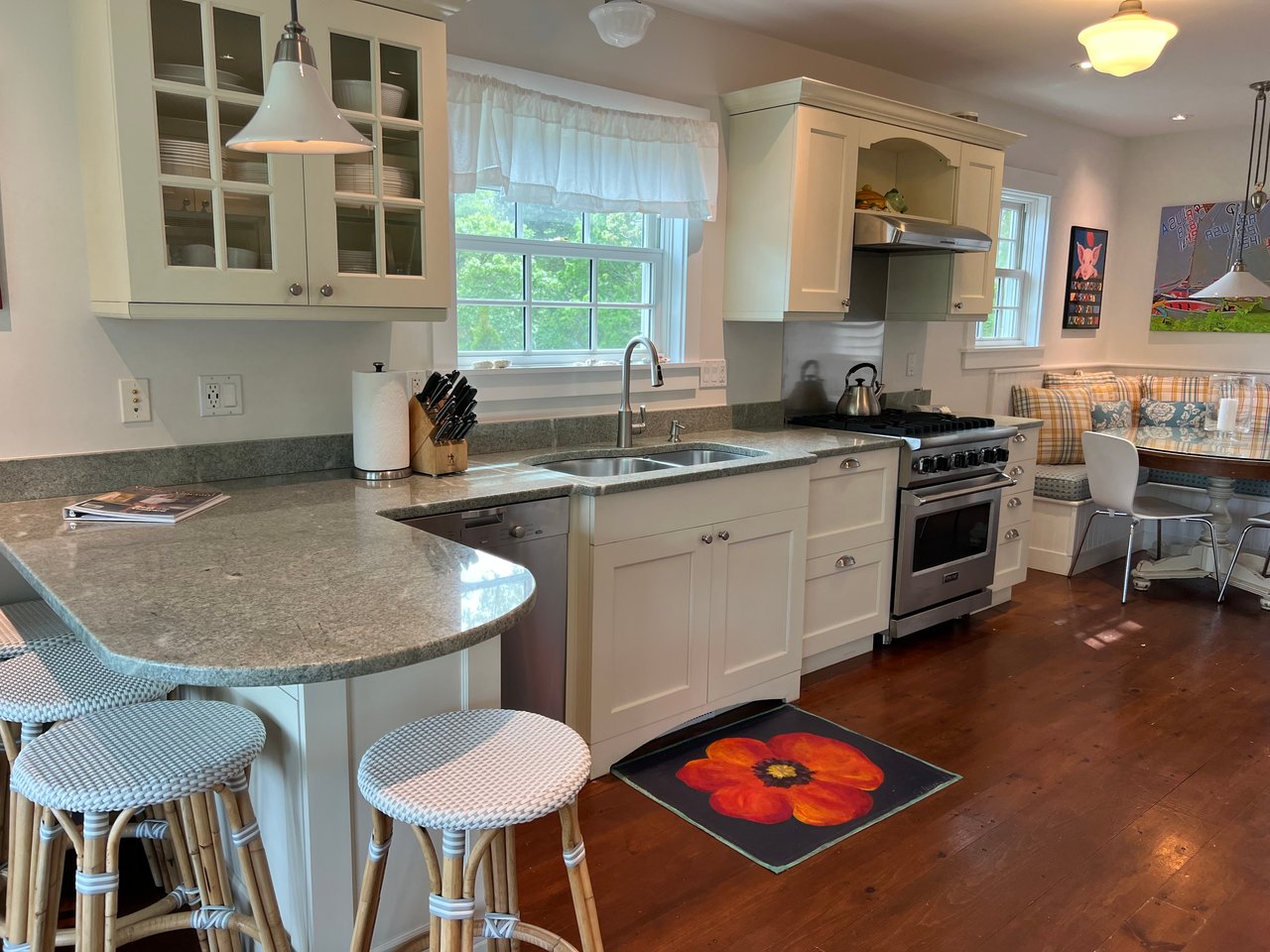 2 Orchard Lane, Edgartown