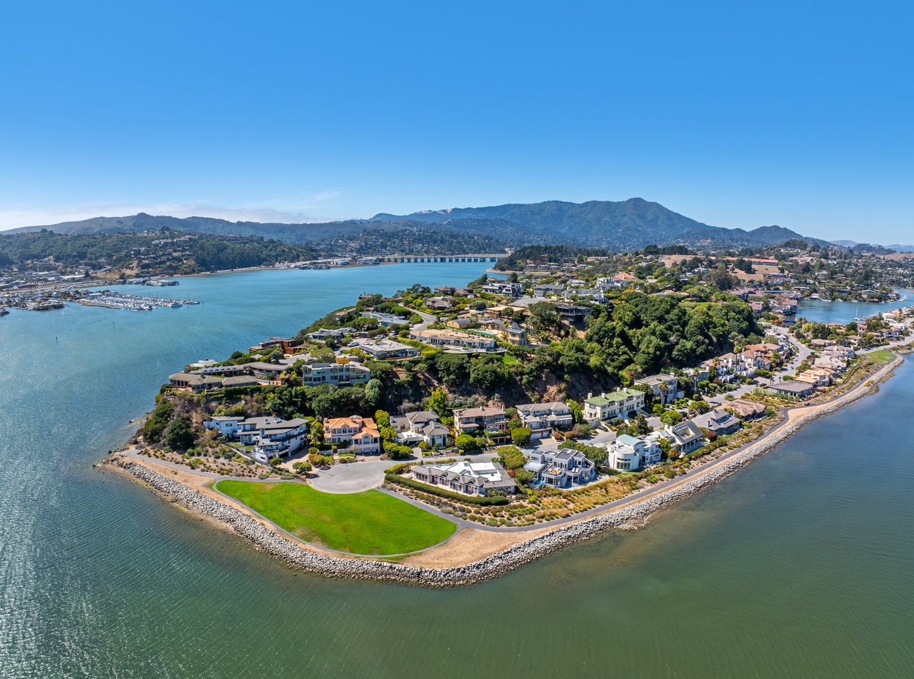 Sweeping Views Across the Bay