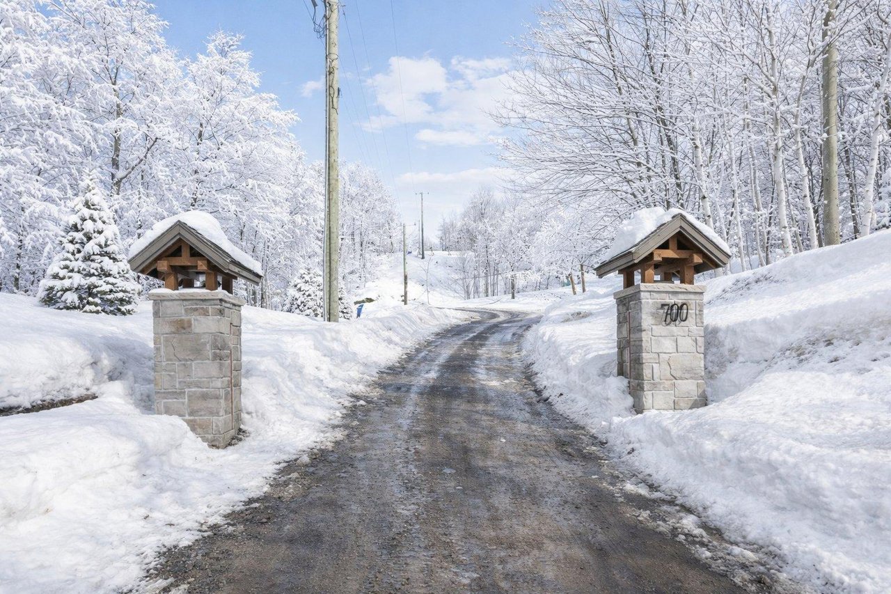 Mont-Saint-Sauveur | Panoramic ski-in/ski-out residence