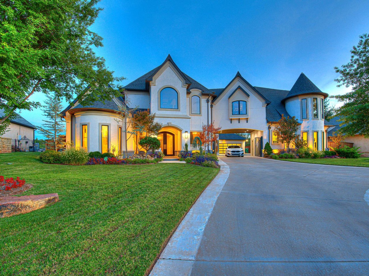 Rose Creek Edmond Oklahoma: Gated Luxury Living, Country Club Lifestyle, and Why Buyers Love This Community - Wyatt Poindexter - The Agency