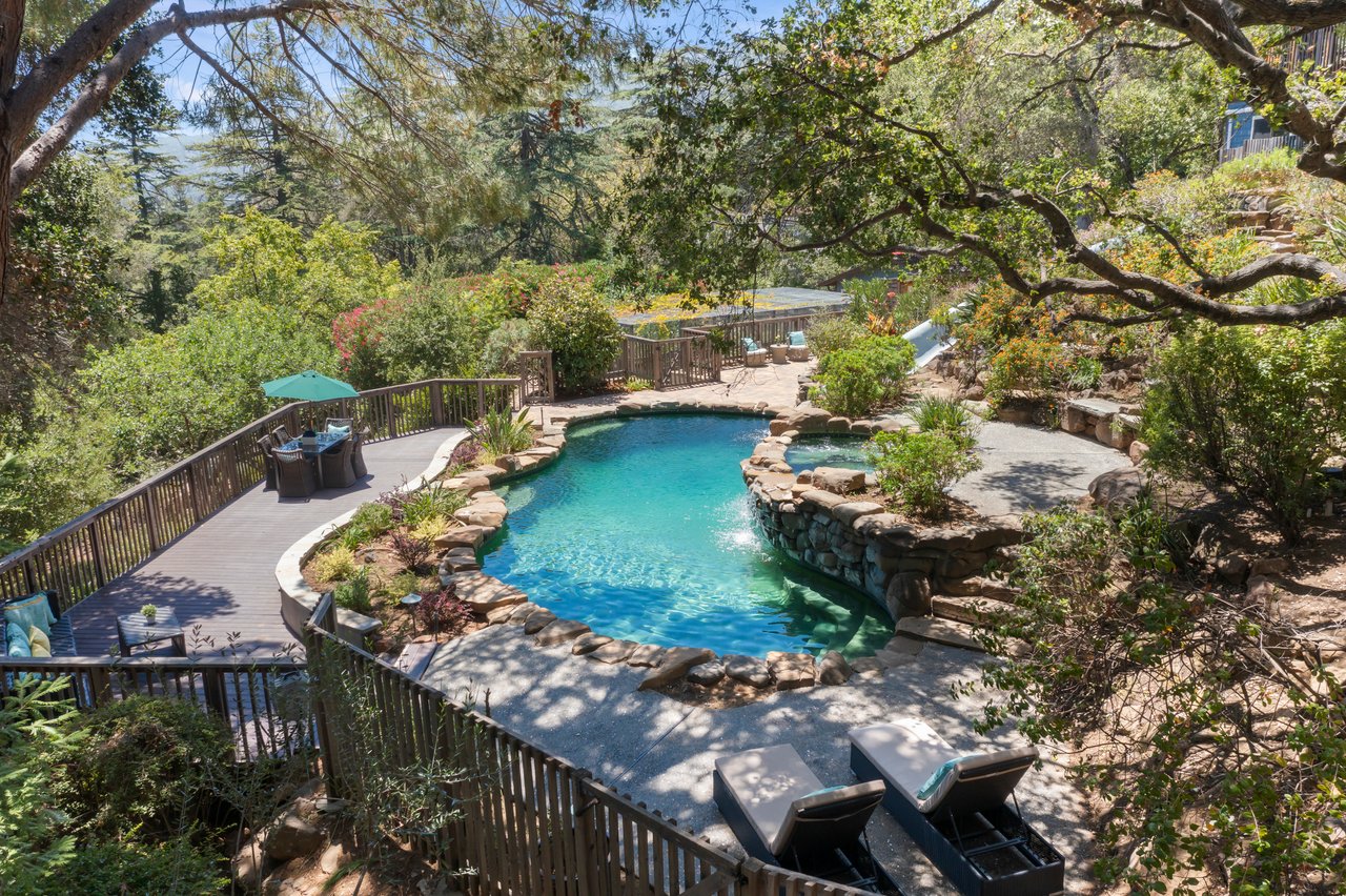 21100 Saratoga Hills Rd