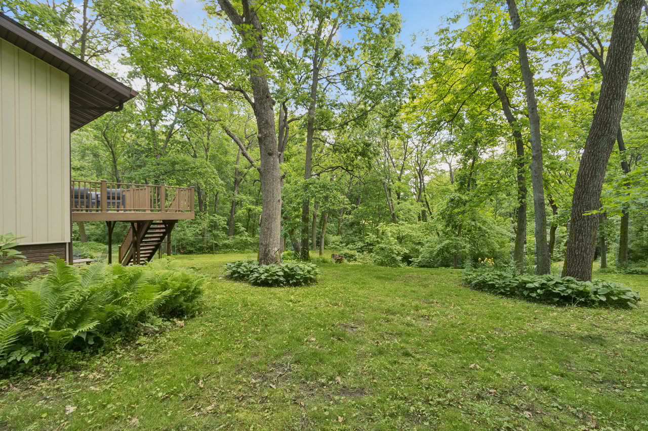 6 Woodland Dr NE